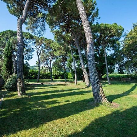 Villa Ottocentesca Immersa Nel Verde Montecavolo Exterior photo