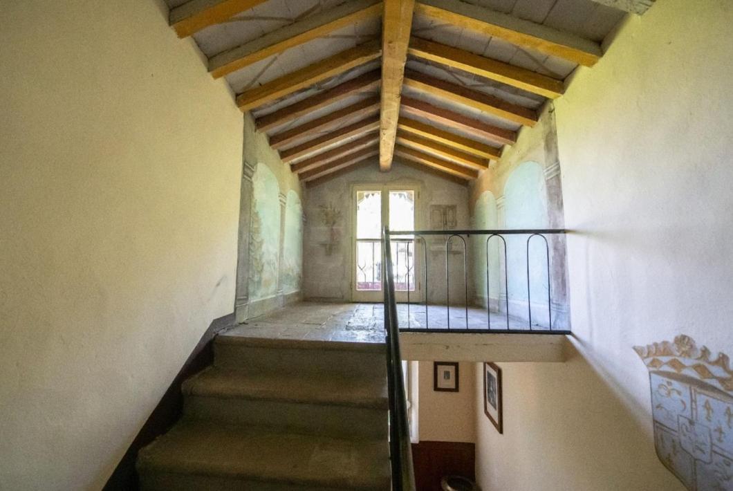 Villa Ottocentesca Immersa Nel Verde Montecavolo Exterior photo